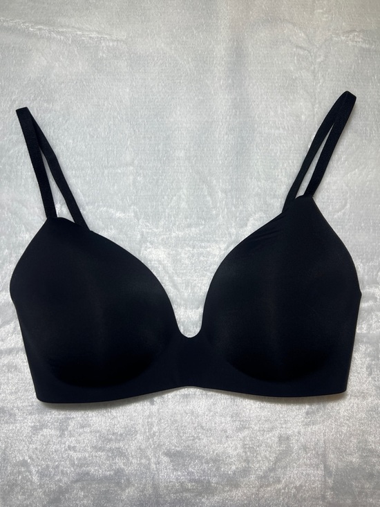 Victoria's Secret Other - Victoria’s Secret bra T Shirt Lightly Lined No wire 32D